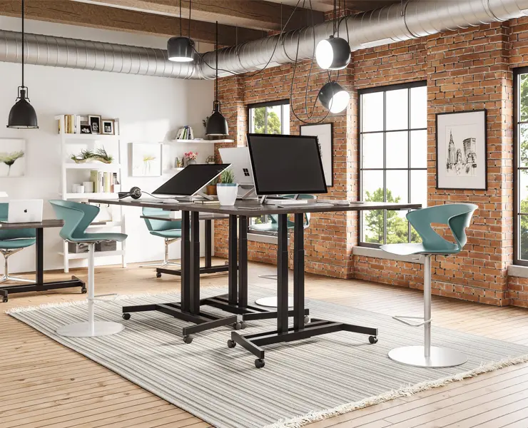 Moderne, ergonomische Büro-Arbeitsplätze